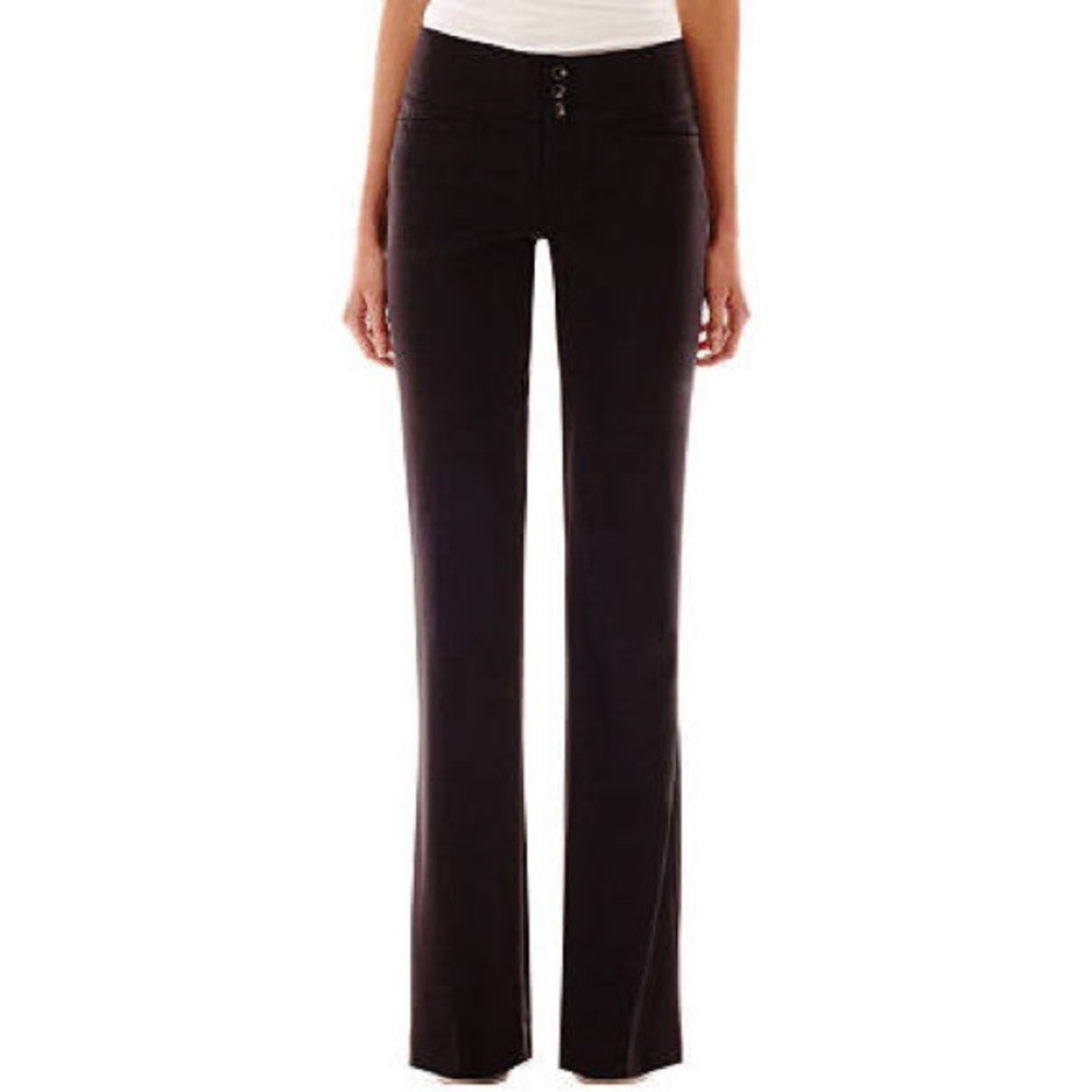 🧧 Black Trousers